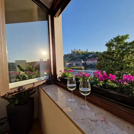 Alte Mainbruecke * Wurzburg